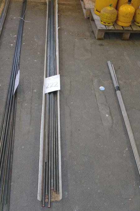 Steel bars, lengths of 3 meters