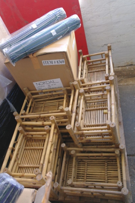 Pallet with small bamboo tables of different sizes + box with beach mats