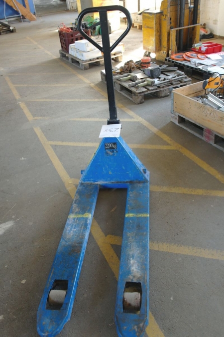 Low lifter, max. 2,000 kg 