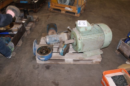 Pallet with various electric motors and gears