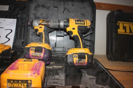 2 x cordless tools: drill / driver, DeWalt + screwdriver + 5 batteries + 2 battery chargers