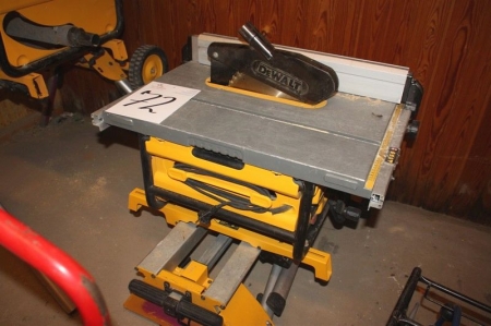 Crosscut saw, Dewalt DW 745-q5 on cart, DeWalt DE7400