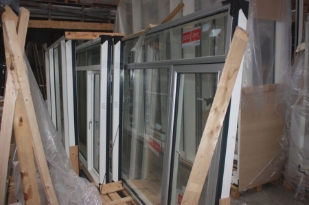 4 x windows with glass and one without glass, wood / aluminum, Pro Tec. 1788x2988 + 1852x2521 + 1788x4674 + 2988x1788 mm