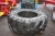 Traktordæk, afmontering. Pirelli TM 800, 710/70 R38. Ca. 97% mønster