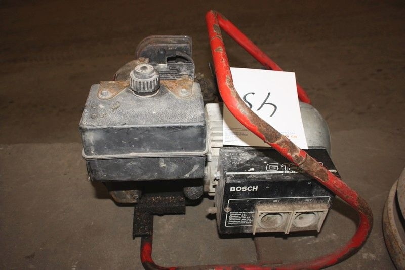 Sherlock Holmes Picket Implement Generator, petrol. Bosch G1900 Silberstreif - KJ Auktion -  Maschinen-Auktionen