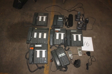 Various telephones and mobile phones + miscellaneous