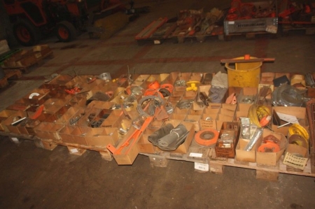 5 pallets various spare parts for Dronningborg (500, 600, 900, 1200, 1600, etc.)