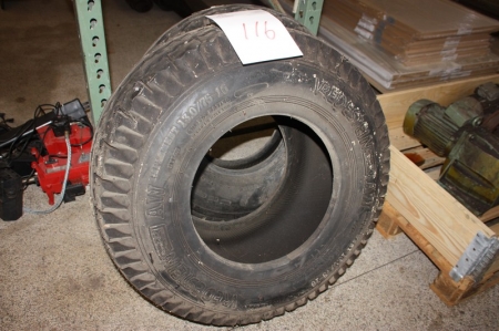 Tires, unused, Vredestein 13.0/75-16