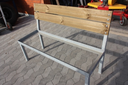 Garden bench, length approx. 1.2 meters (archive picture)