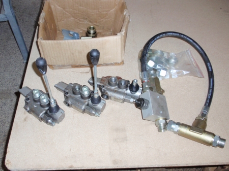 Hydraulic valve handle