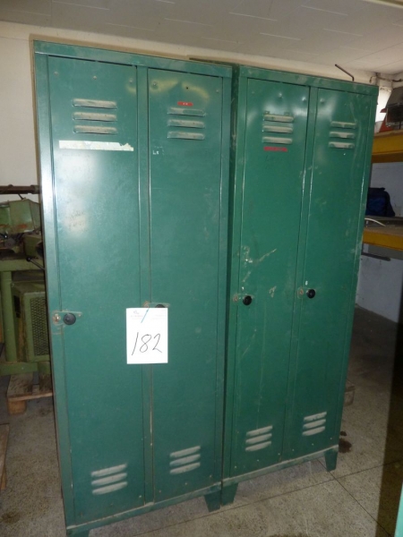 2 x cabinets, 2 + 2 . For sale by private individual individual. VAT applicable on Buyers Premium only