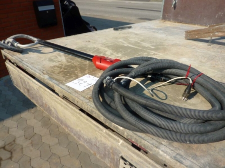 Giraffe sander, Flex Proff. Wire embedded in the hose. For sale by private individual. VAT applicable on Buyers Premium only
