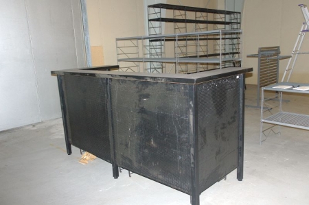 Shop Disk, approx. 2400 x 960 x 1200 mm, dismantled on the pallet (file photo)