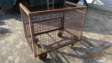 Cage / roll cage / trolley - 130 x 82 cm. Height 108 cm. Wheel diameter 20 cm