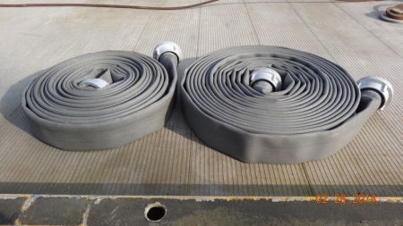 2 x Water hoses - diameter 2 "and clutch 4"