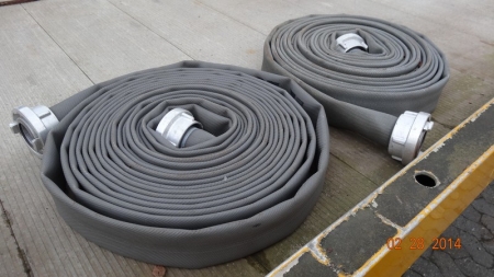 2 x Water hoses,  2 " with 4" couplings