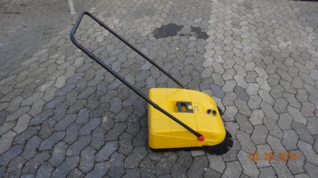 Sweeping machine, "Stark KM 2000"