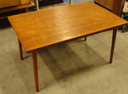 Dining table with Dutch extension. 140 x 90