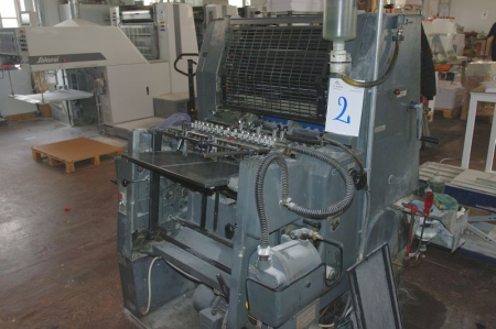 Printing machine, Heidelberg GTO 36 x 52 cm. Year built 1985, serial number 684006. N + P unit, Kompa steam. Approx. 43 million sheets + writing desk + rack with accessories. (Paper and customer print not included)