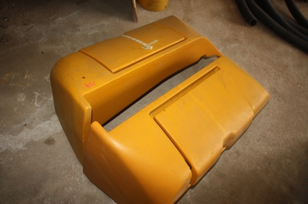 Rear fenders for Caterpillar 906B. Fits the 906A model. Unused