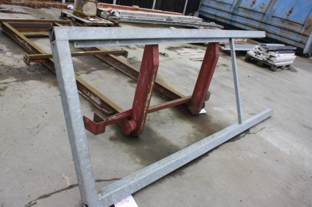 Galvanized Steel Sign Rack with concrete block. Height approx. 3 meters. Label: approx. 1 x 199 cm