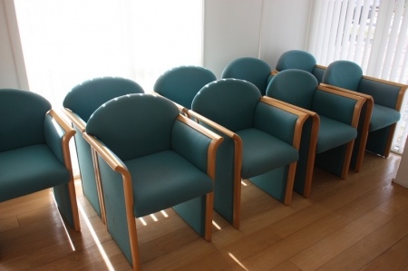 9 lænestole med grønt bolster og bøg kant