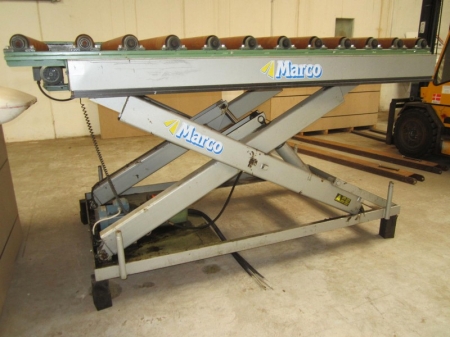 Sakseløftebord, Marco 3 tons, årgang 1995, 1500x2250xH300 mm, styreboks mangler, rullebane ovenpå medfølger