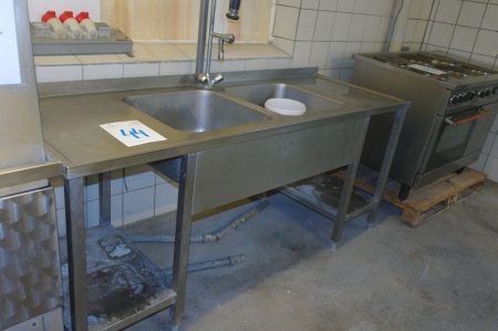 Stainless steel table with sink 2000 x 700, adjustable legs