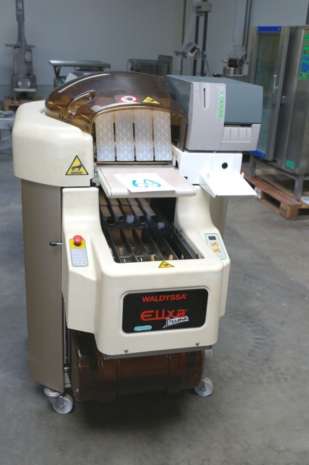 packing machine with weight Valdyssa with Bizerba GLP-W Label Printer