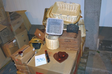 Pallet with baskets + candle holders for tea lights + chopsticks + plates + bowls etc. (Pallet not included)
