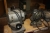 Aku boremaskine, Bosch med 2 batterier + lader + båndpudser, Holz-Her + rystepudser, Metabo