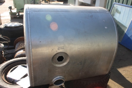 Tank, stainless steel, labelled Volvo 20442192