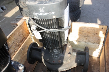 Pump, Grundfos (6). 78 m3 / h 13.5 m Motor 4 kW