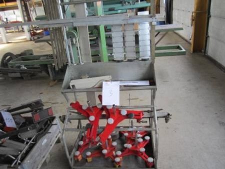 Pallet with wheel alignment equipment for commercial vehicles, Josam AM60 with accessories