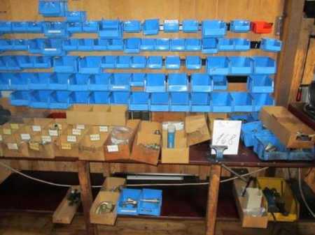 Vise bench, small angle grinder, hand tools and fittings in and on the bench, boxes included