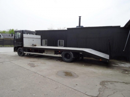 Iveco dustpan, 150-E23 euro cargo. Year 1995. Km 240,000. New tires front. New coatings on rear tires. Newer brakes. Last inspection 18-7-2013. Total weight 11975kg. Payload 6275kg. AW96060. Licence plate not included