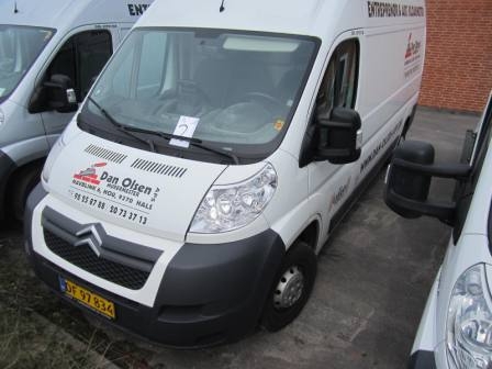 Van Citroen HDI 150, year 31.05.2012, 20,781 km, reg. No DF 97834 (plate not included) tow hitch