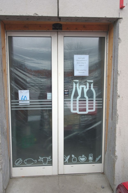 Sliding door with sensor, Assa Abloy Basam, the buyer will be responsible for dismantling