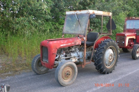 Traktor, MF 35 benzin stand ukendt