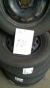 Dæk, størrelse 175/70 R14, Bridgestone, ca. 75% dækmønster + stålfælge, passer til VW Golf. 