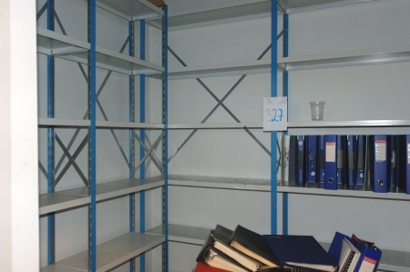 7 subjects steel rack without content
