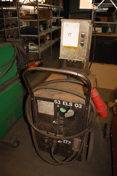 Welding rectifier, ESAB THF400. Mounted on wheels. Surface mounted 80 volt box