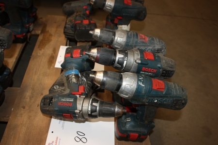 4 x aku boremaskine, Bosch, med 4 batterier, 14,4 V + lader