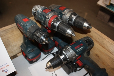 4 x cordless drills, Bosch with 3 batteries, 14.4 V, 2.6 AH + charger
