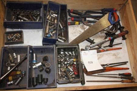 Pallet assorted tools