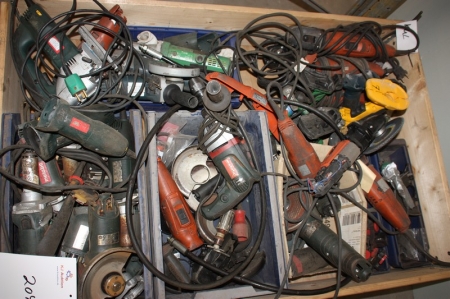 Pallet with various cordless and power tools, condition unknown