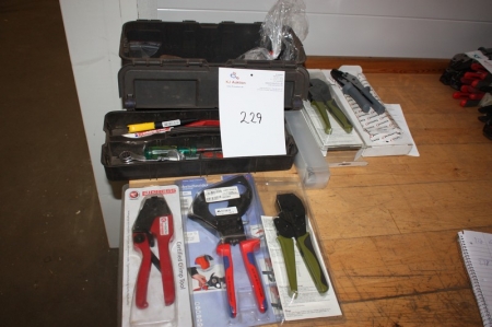 Toolbox containing hydraulic pliers + cable cutter etc.