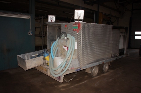 Portable washing station for tower workpieces. Compressor in soundproof box. Year 2008. Mounted on a trailer, Variant 3504, reg. No OK6814. License plate not included.