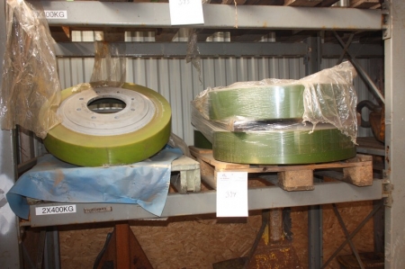 Pallet with 3 x rubber rolls for turning roller, ø700 mm + pallet with 4 x rubber rolls for turning roller, ø750 mm