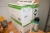 4 kasser spraydåser á 10 stk. 400 ml. mærket Magnaflux WCP-2 White Contrast Paint